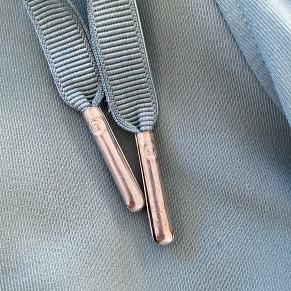 ❤️ Lululemon On the Fly Jogger 28" *Luxtreme Green Size 6 NWOT - Picture 4 of 8